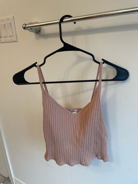 Divided Ribbed V-Neck Cropped Cami - Dusty Pink